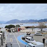 Castle81homes Red, Sea View Flat Appartement