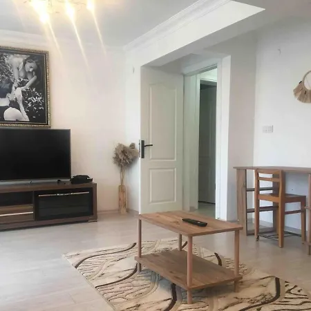 Red, Sea View Flat Apartment