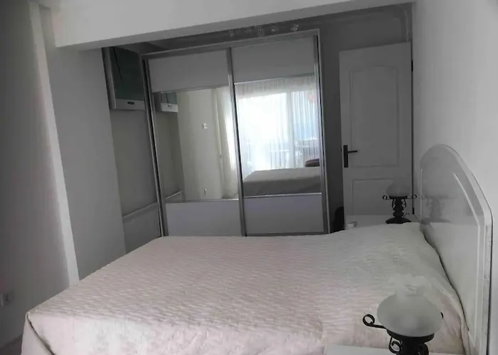 公寓 Castle81Homes Red, Sea View Central Flat *